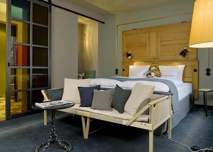 25hours Altes Hafenamt Hotel