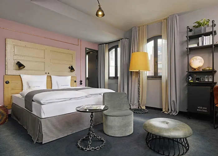 Hotel 25hours Altes Hafenamt Hamburg