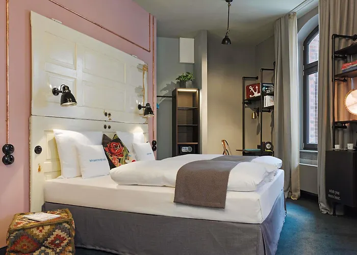 25hours Altes Hafenamt Hotel Hamburgo