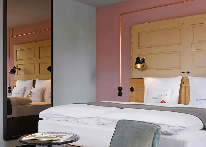 Hotel 25hours Altes Hafenamt Hamburg